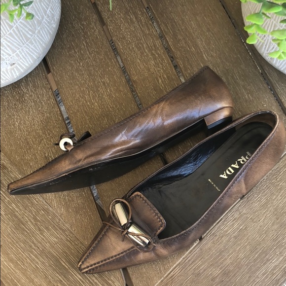 Prada Shoes - PRADA Pointed Toe Flats with Bow & Hardware 7.5